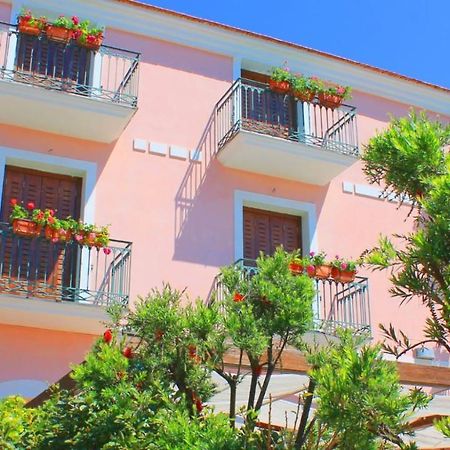 Hotel Pisacane سابري المظهر الخارجي الصورة