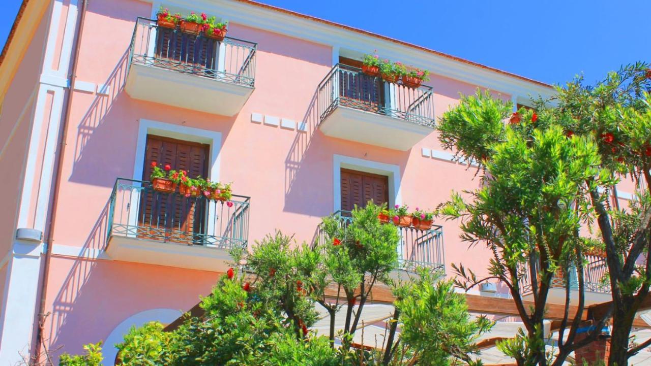 Hotel Pisacane سابري المظهر الخارجي الصورة