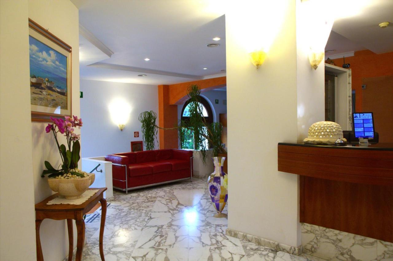 Hotel Pisacane سابري المظهر الخارجي الصورة