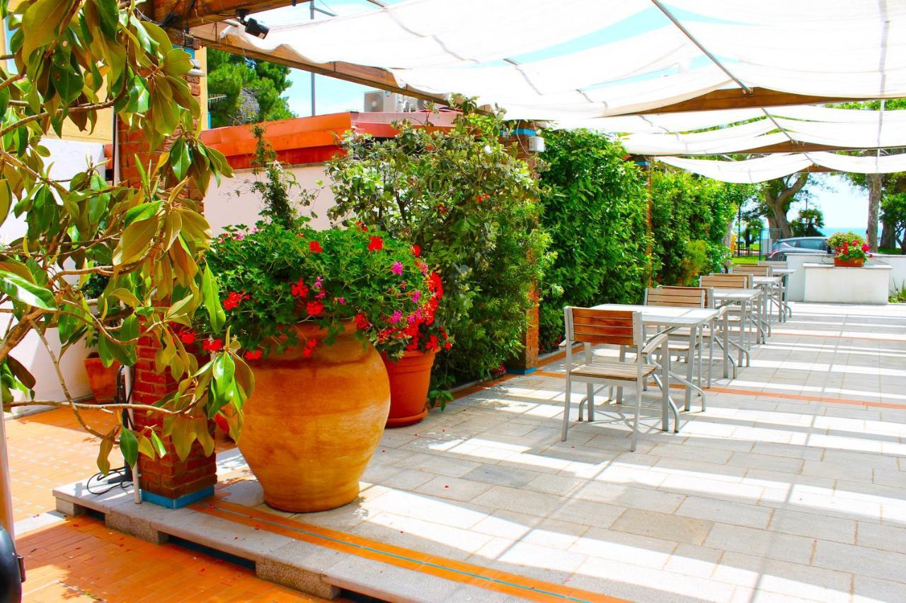 Hotel Pisacane سابري المظهر الخارجي الصورة