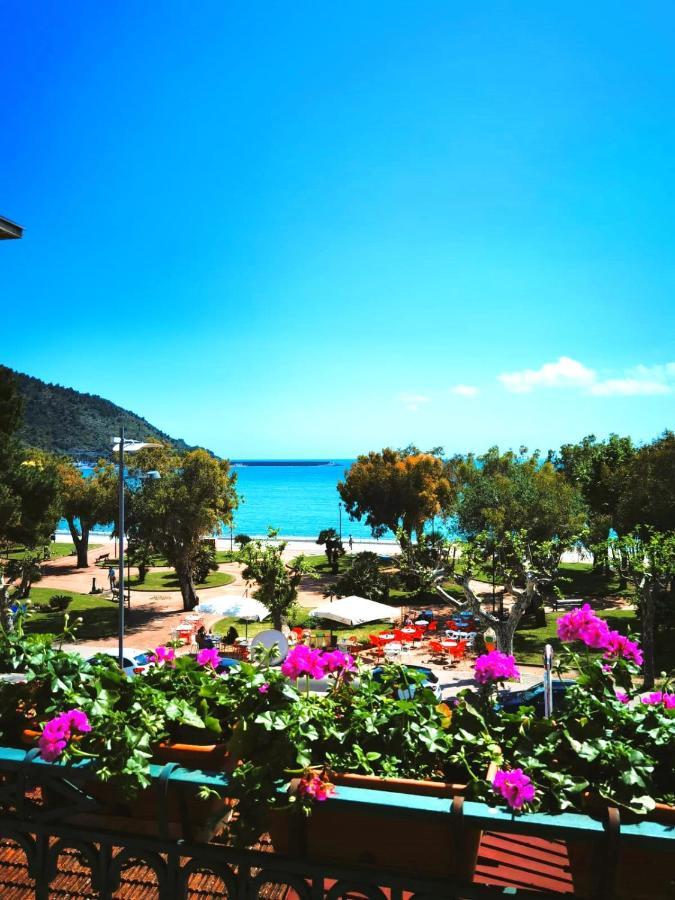 Hotel Pisacane سابري المظهر الخارجي الصورة