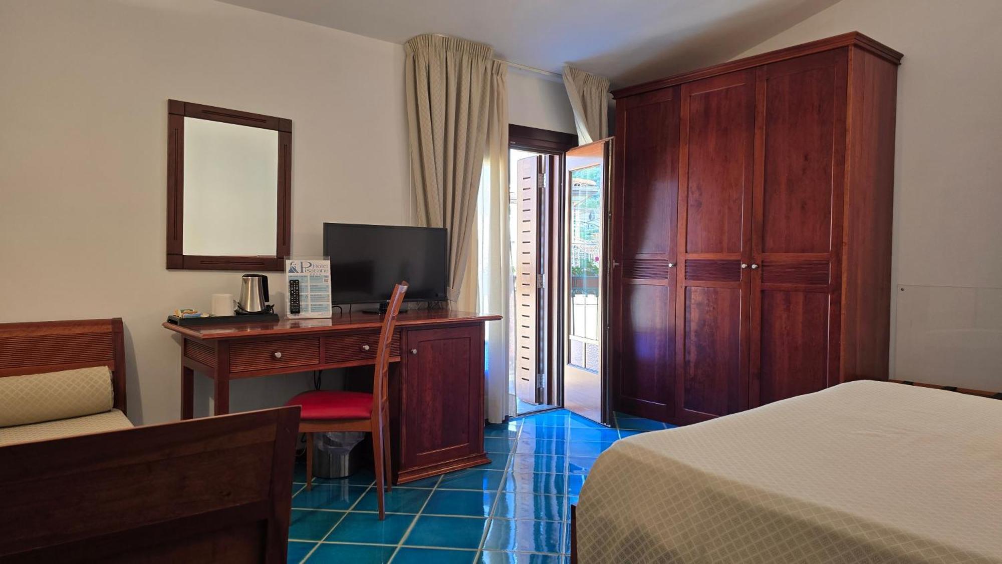 Hotel Pisacane سابري المظهر الخارجي الصورة