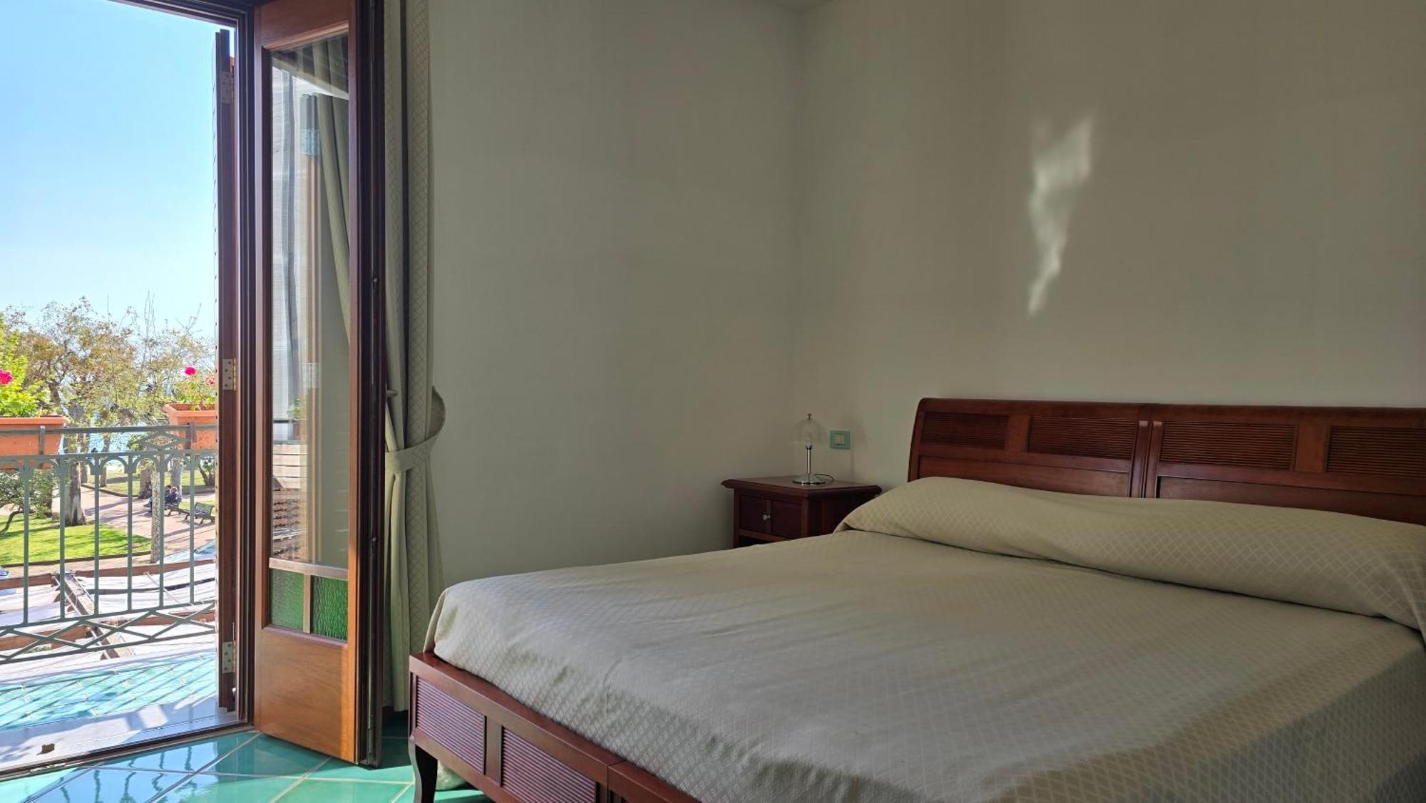Hotel Pisacane سابري المظهر الخارجي الصورة