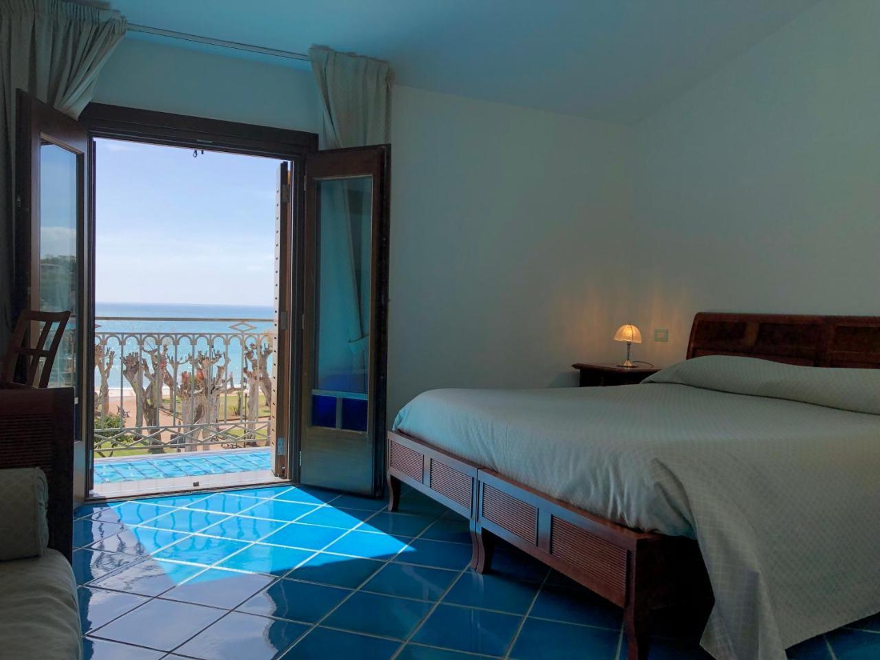 Hotel Pisacane سابري المظهر الخارجي الصورة